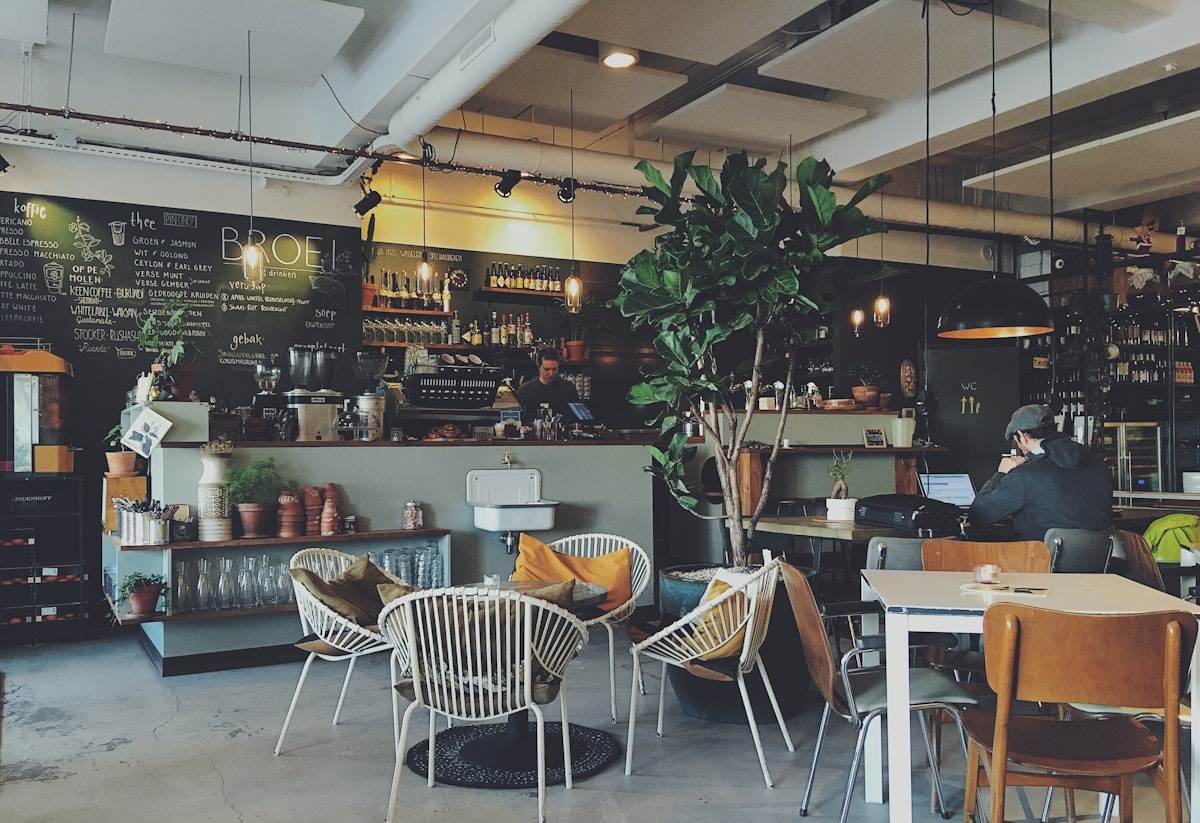 Gemütliches Interieur im Café Rosa